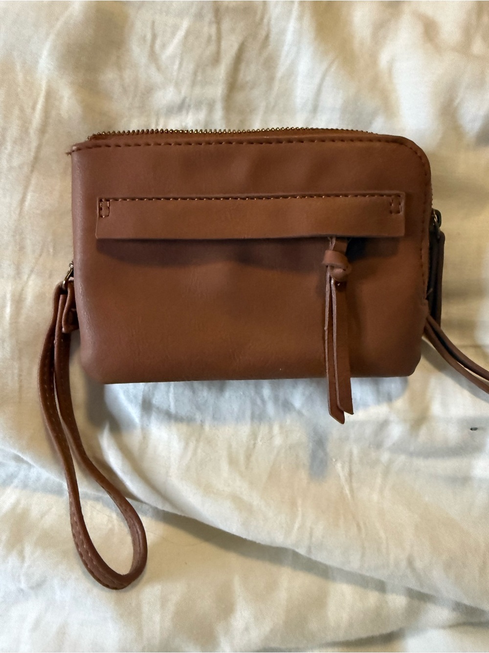 Universal Thread Brown Leather Crossbody Wristlet